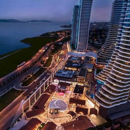 Wonderfully Located Seaside 3 Minutes To Metro *