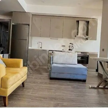 Wonderfully Located Seaside 3 Minutes To Metro