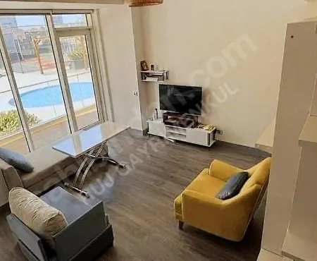 Wonderfully Located Seaside 3 Minutes To Metro Apartment