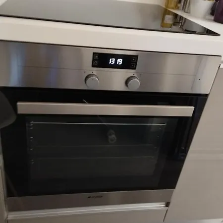 Wonderfully Located Seaside 3 Minutes To Metro Istanbul