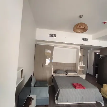Wonderfully Located Seaside 3 Minutes To Metro 公寓 伊斯坦布尔